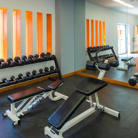 Real Inn Торреон Экстерьер фото